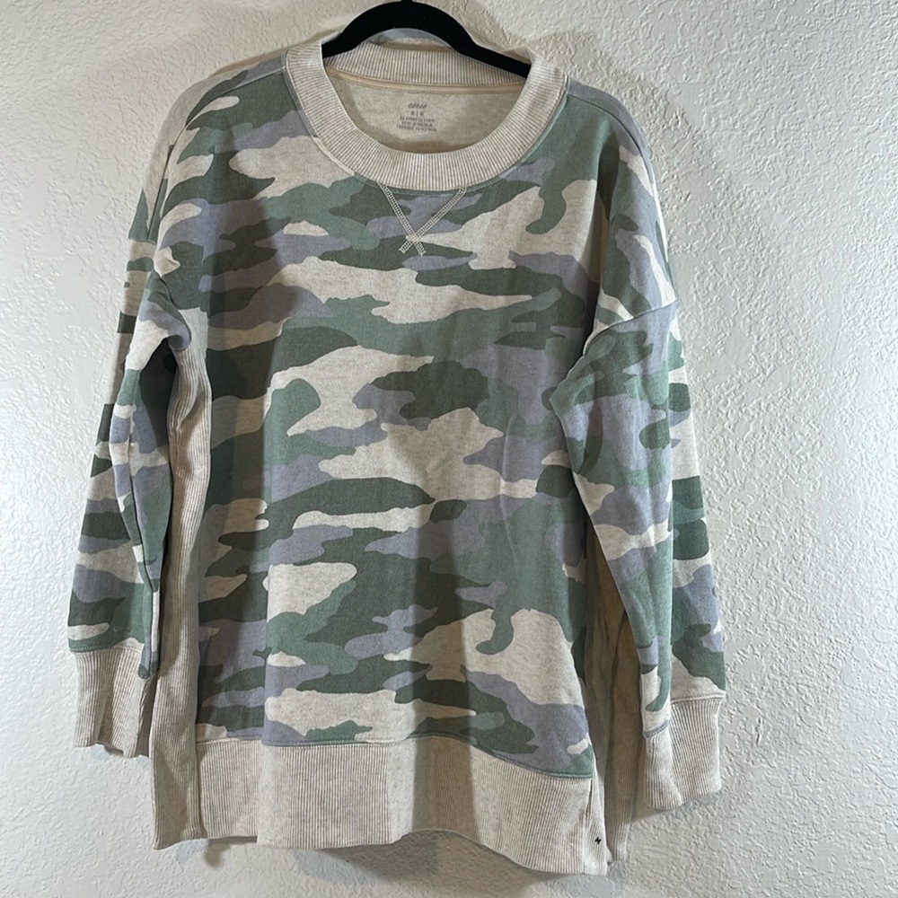 AERIE Good Vibes Camo Oversized Pullover Sweatshirt Size Medium NEW - Picture 2 of 13